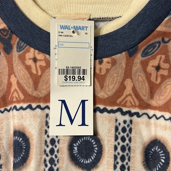 Vintage Pullover! - Picture 7 of 7